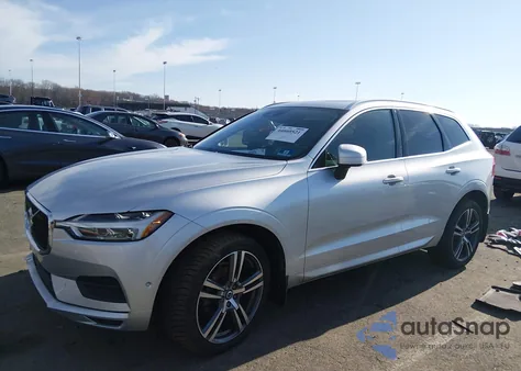 2018 Volvo Xc60 T5 Momentum из США, поврежденный, VIN LYV102RK7JB097089